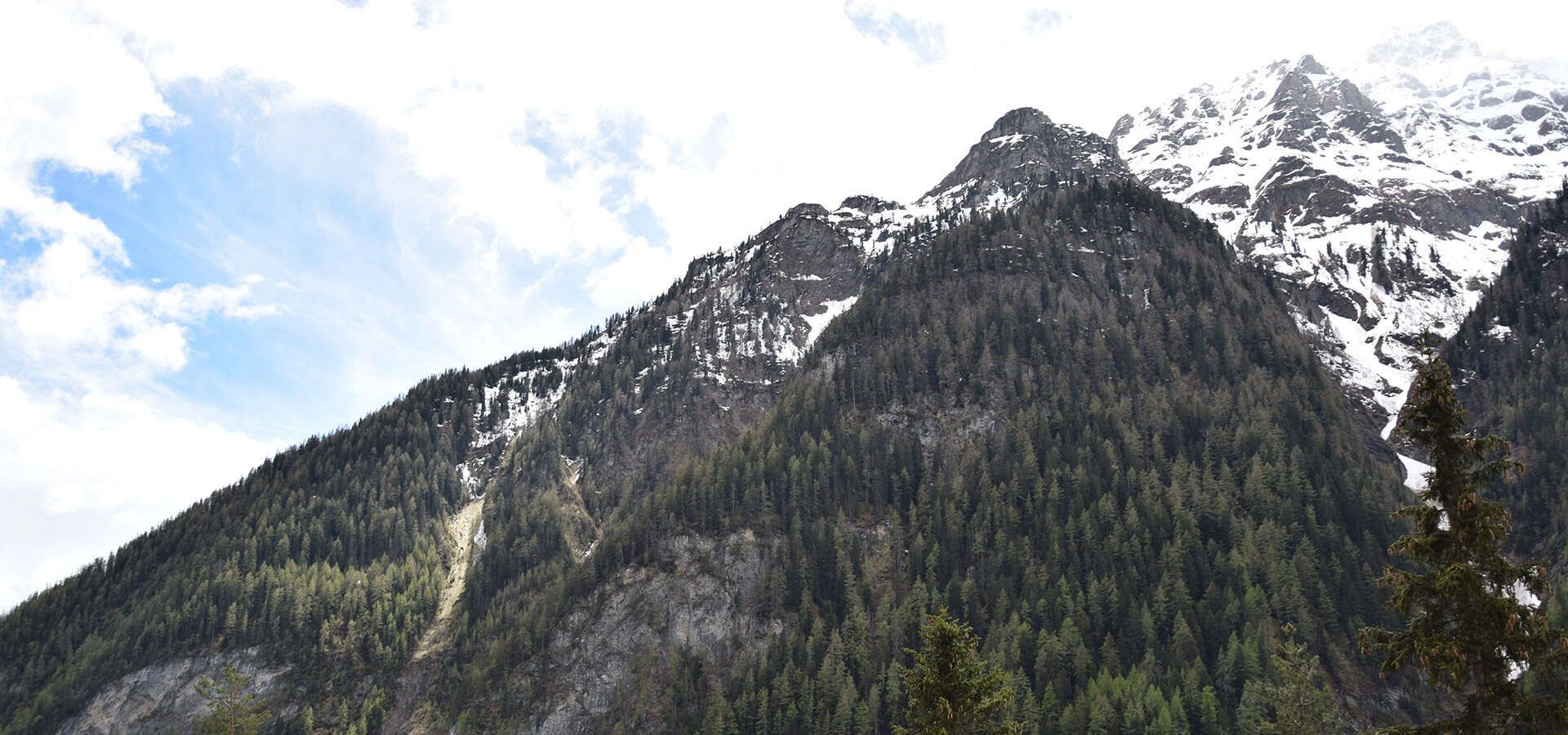 Ausblick vom Nogglerhof in Tirol